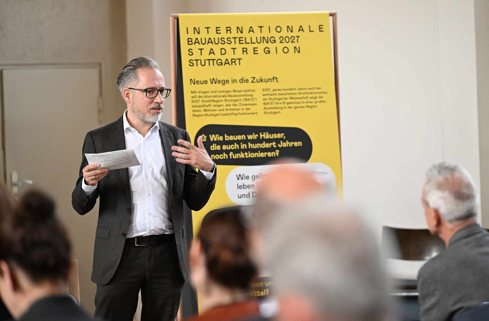 Dr. Florian Krüger, Leiter Hochschulkommunikation und Pressesprecher der Universität Stuttgart (Bild: IBA’27 / Franziska Kraufmann)